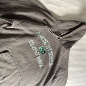 North Dakota Fighting Sioux Hoodie